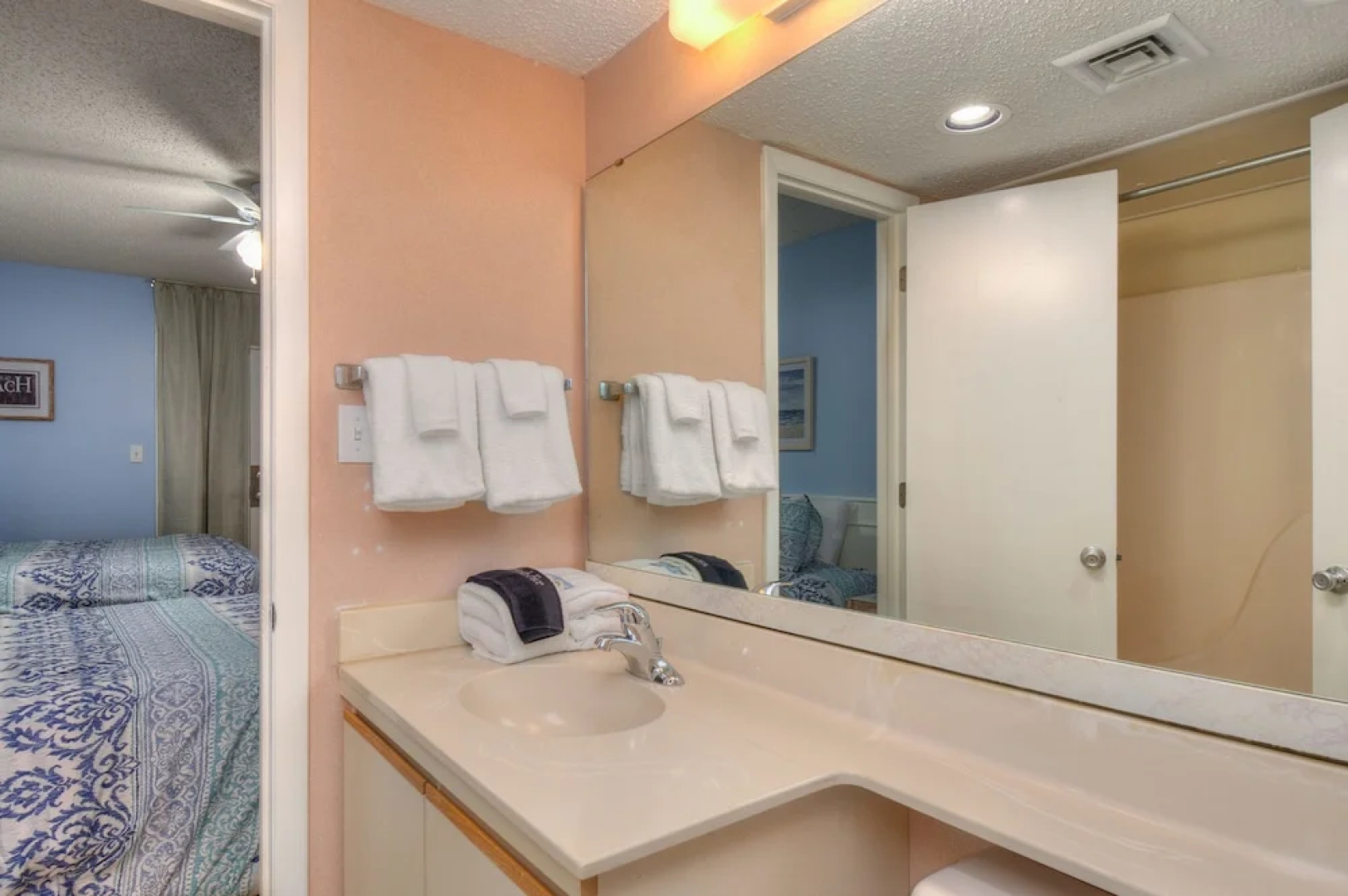 Dunes Towers by Palmetto Vacations