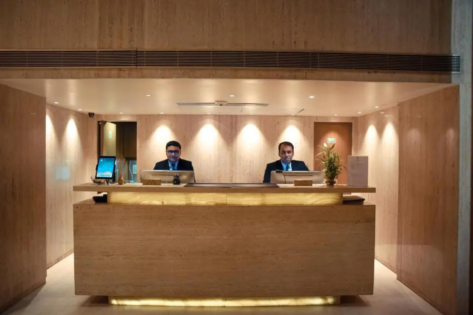 Monotel Luxury Business Hotel