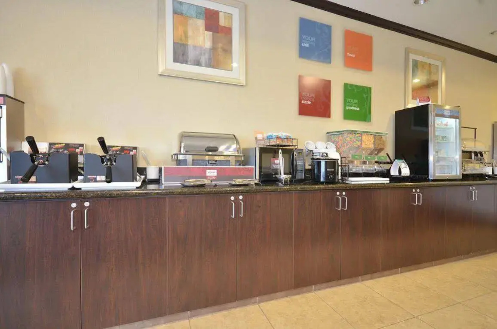 Comfort Inn & Suites Oklahoma City West - I-40