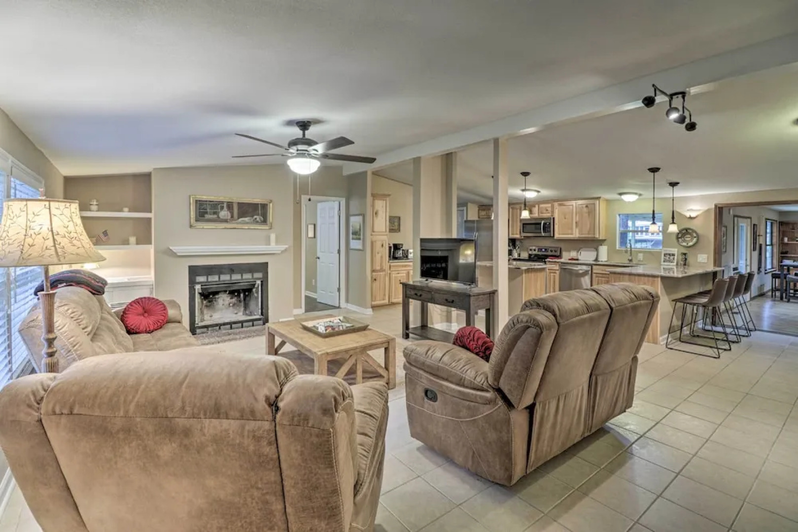 Lake Hamilton Home w/ Dock: 8 Mi to Hot Springs NP