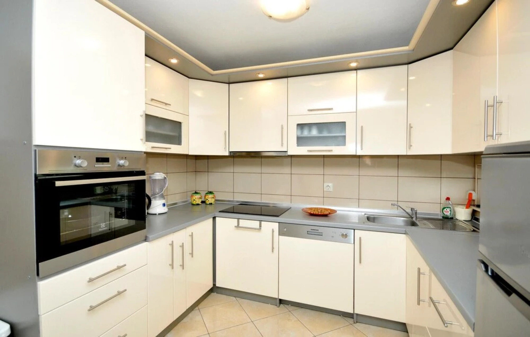 Beautiful Home in Kastel Stafilic With Wifi and 4 Bedrooms