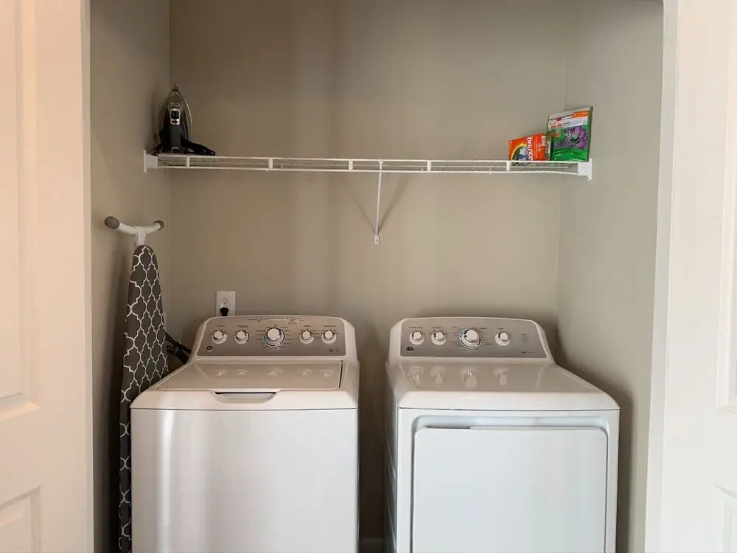 4 Bedroom Cozy House near City Attractions