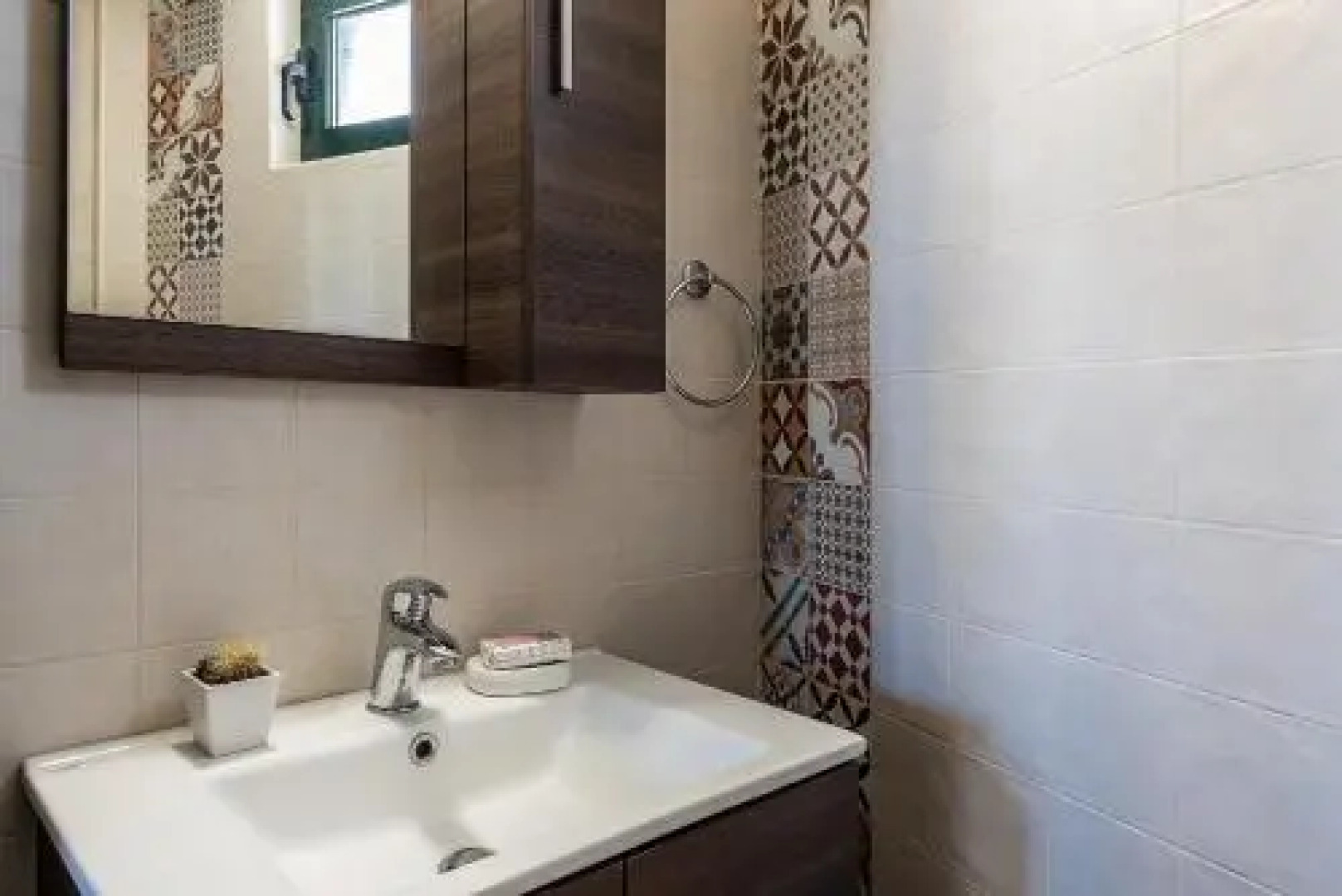 Traditional Sea Side Cottage