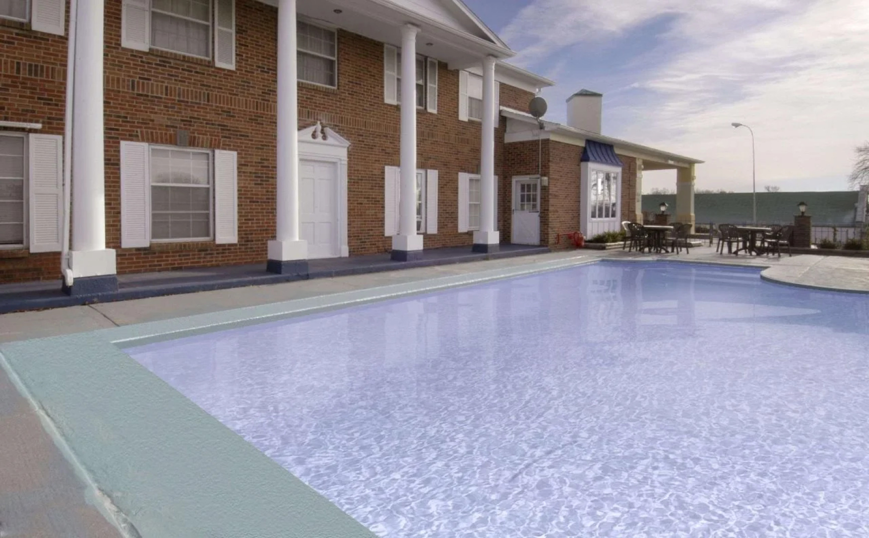 Days Inn Liberty / NE Kansas City