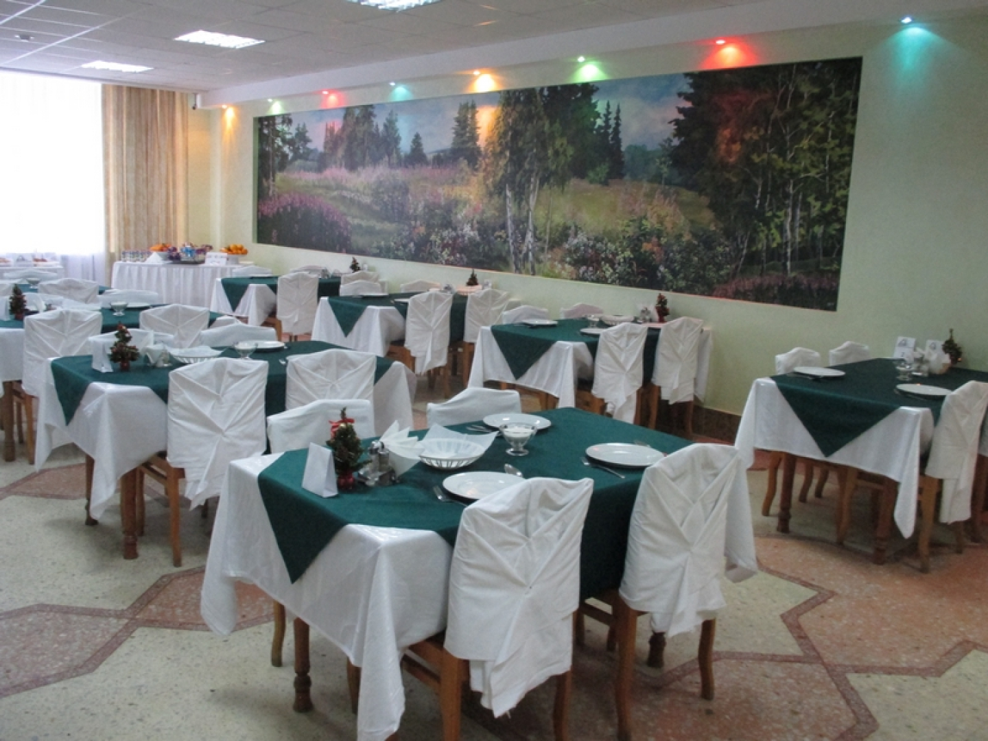 У Трех пещер