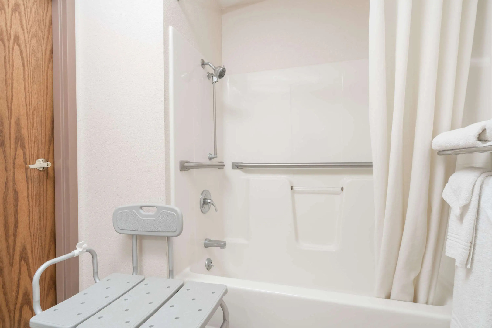 Super 8 by Wyndham Sheldon