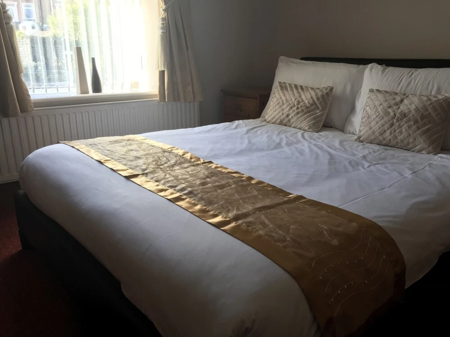 The Dillwyn Arms Hotel