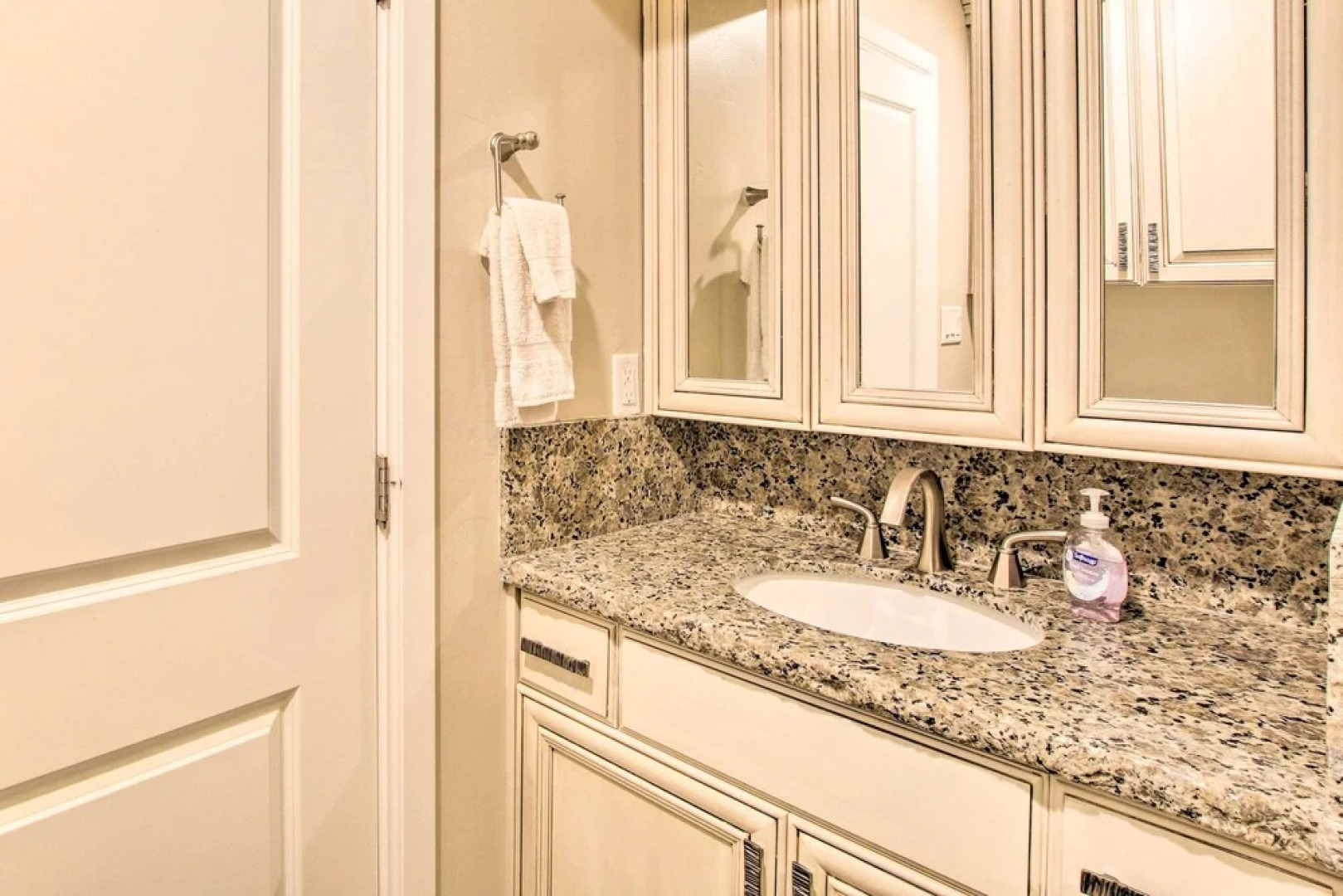 Stunning Waterfront Retreat in Garden City!