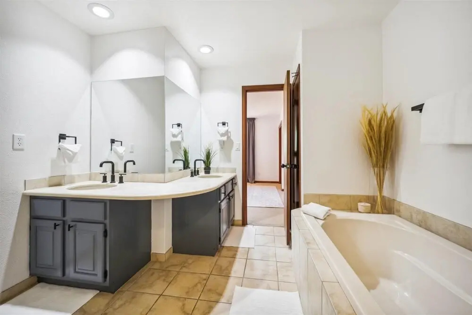 Twins Getaway At Meadow Creek 3 Bedroom Duplex by RedAwning