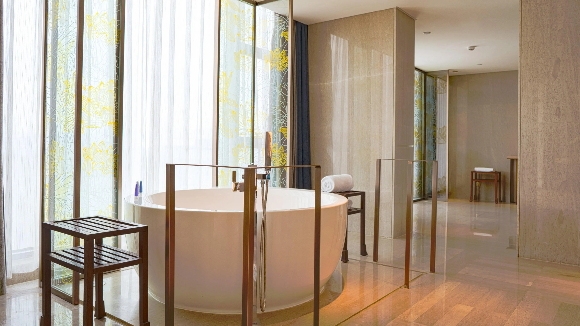 Hotel Indigo Dali Erhai by IHG