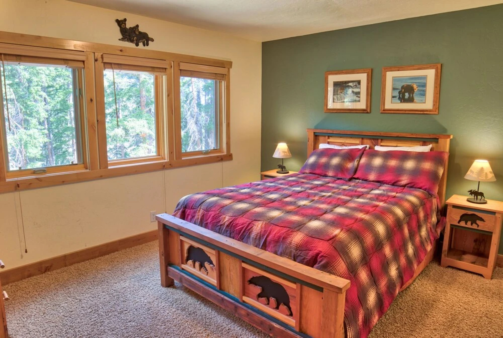 Moose Meadow Retreat Private Home with Hot Tub