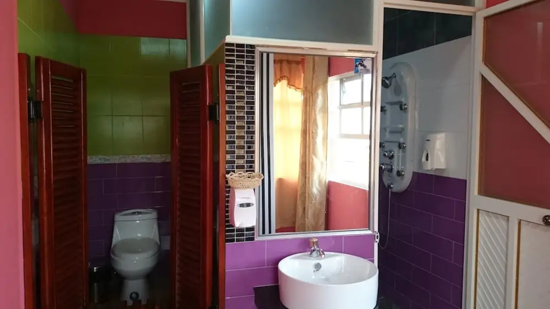 Platinum Class Hostal
