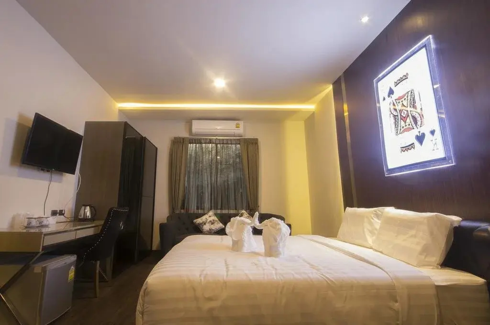 Golden Triangle Hotel Tachileik by Yotaka Group