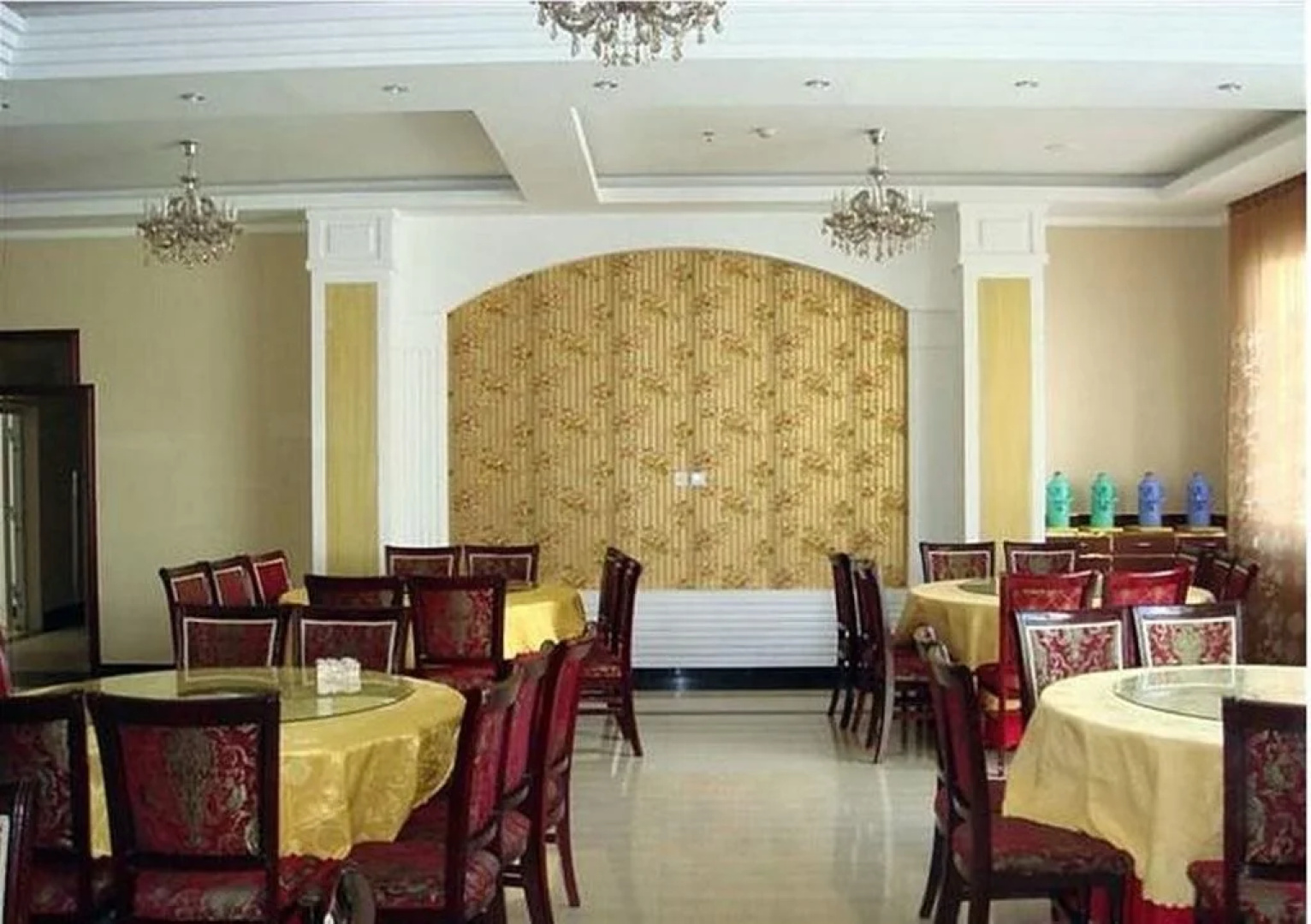 Linzhi Daxiagu Hotel