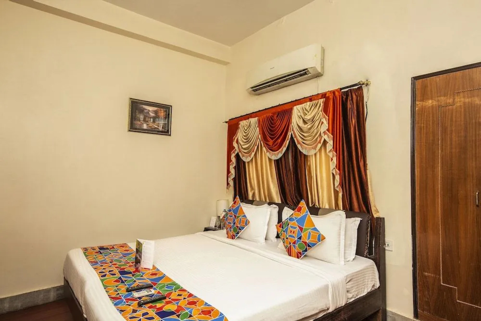 FabHotel Paradise Inn Salt Lake