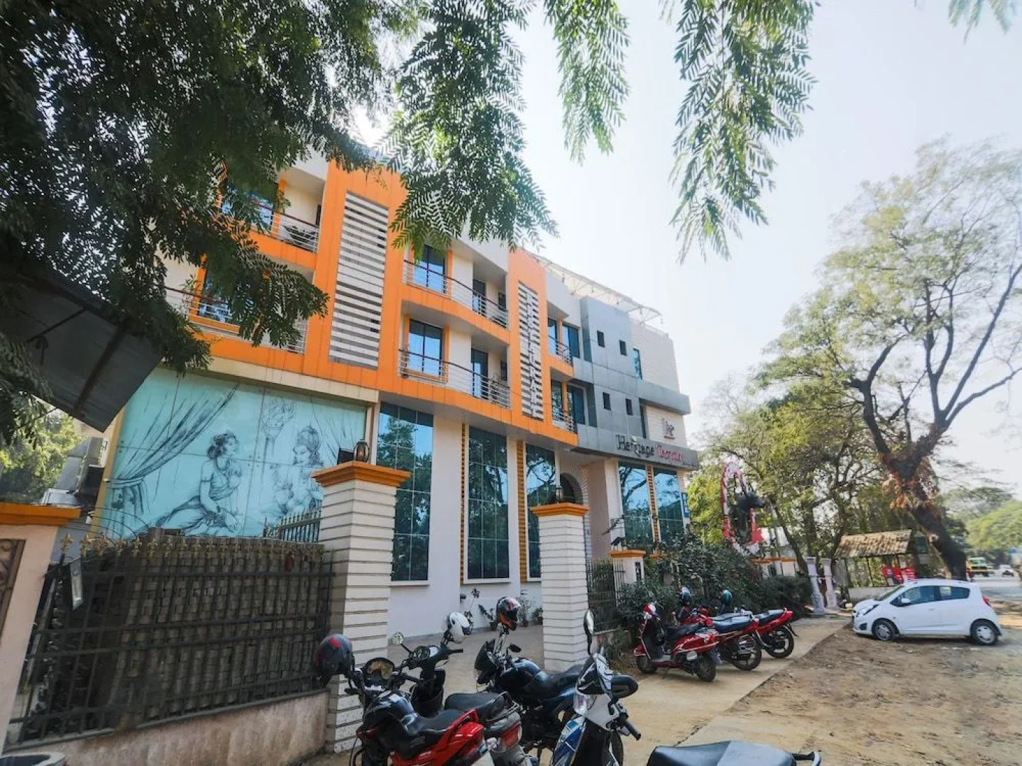 OYO 28278 Heritage Tezpur