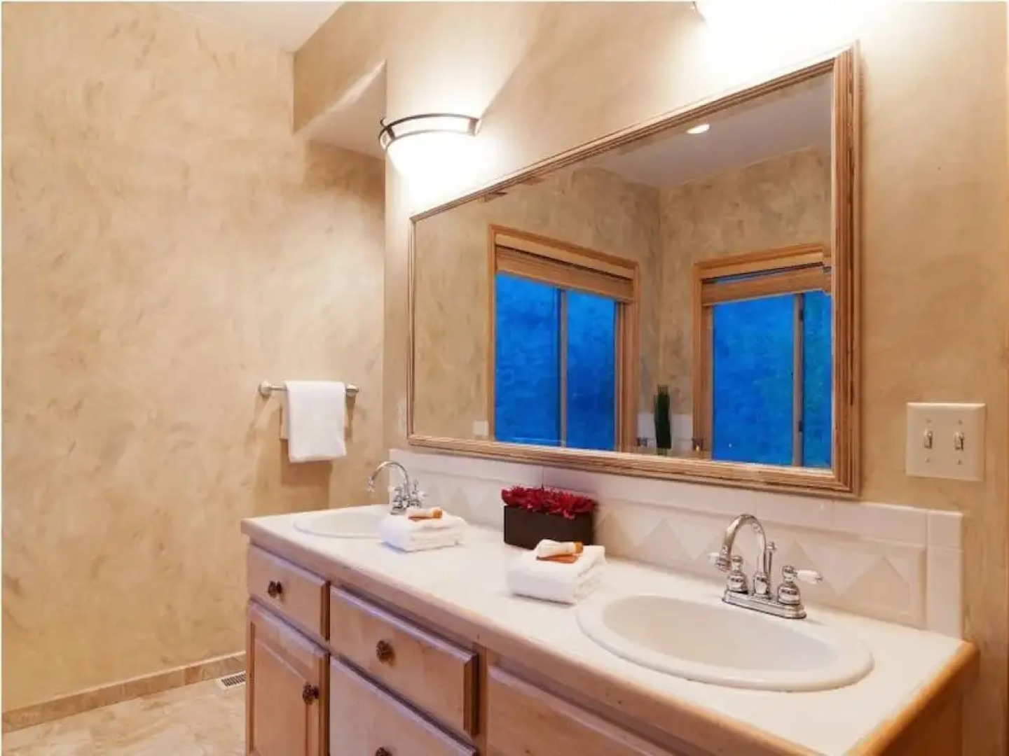 Abode at Gamble Oak in Solamere