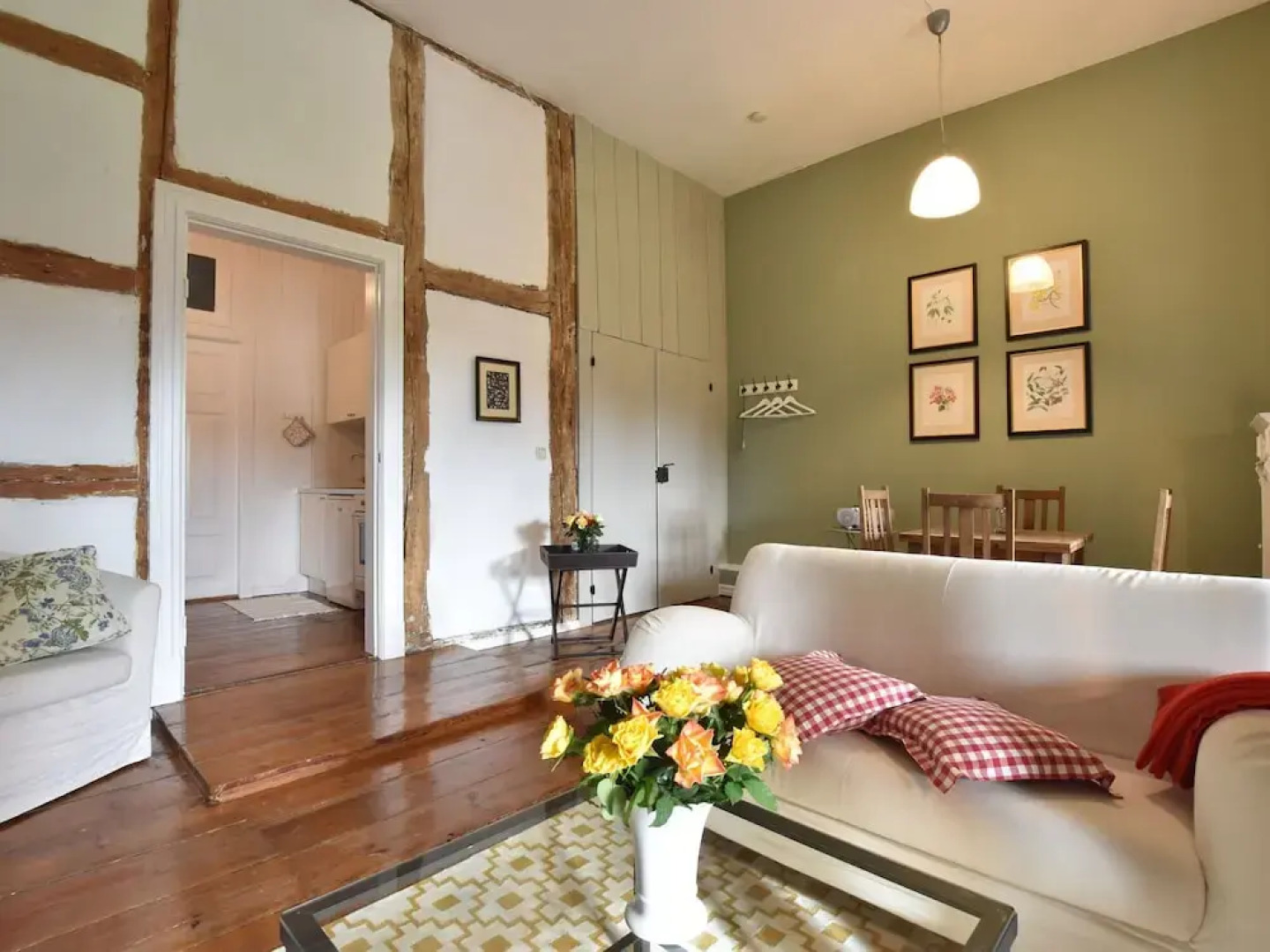 Grand Apartment in Satow with Garden