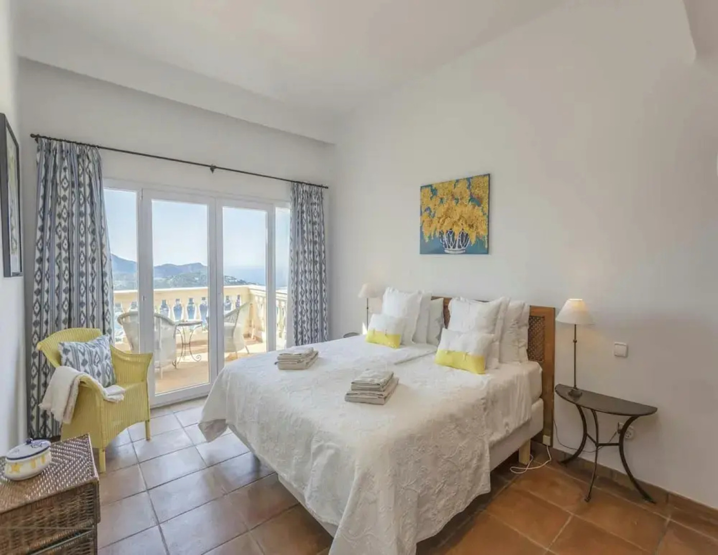 Lavish Villa With Saltwater Pool