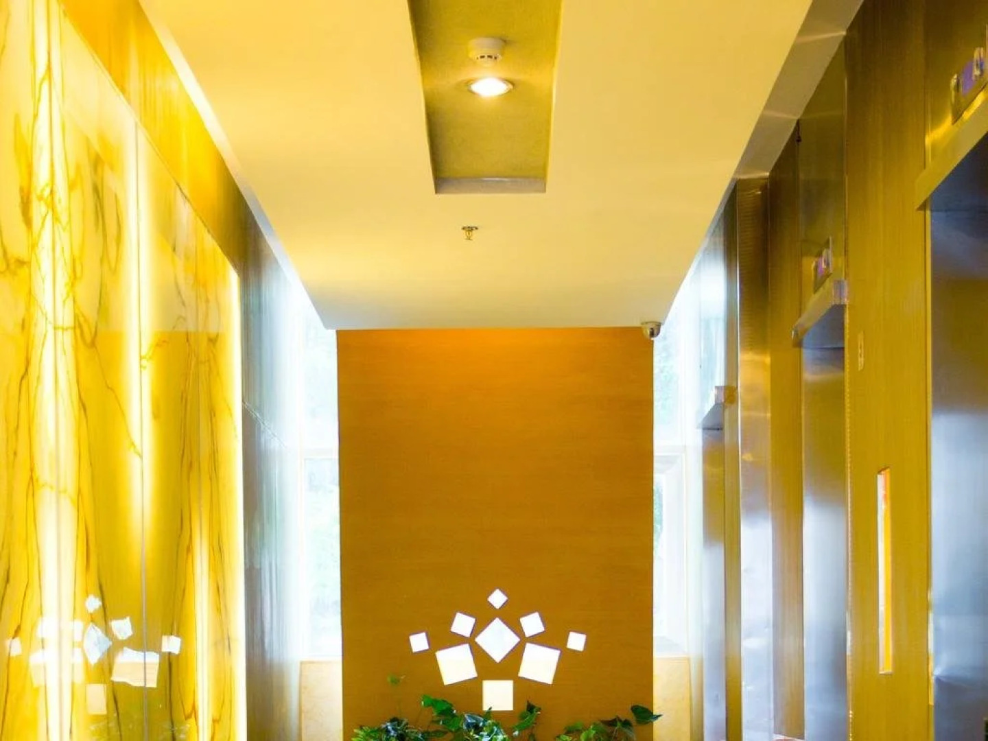 Zhanjiang Jinrun Holiday Inn