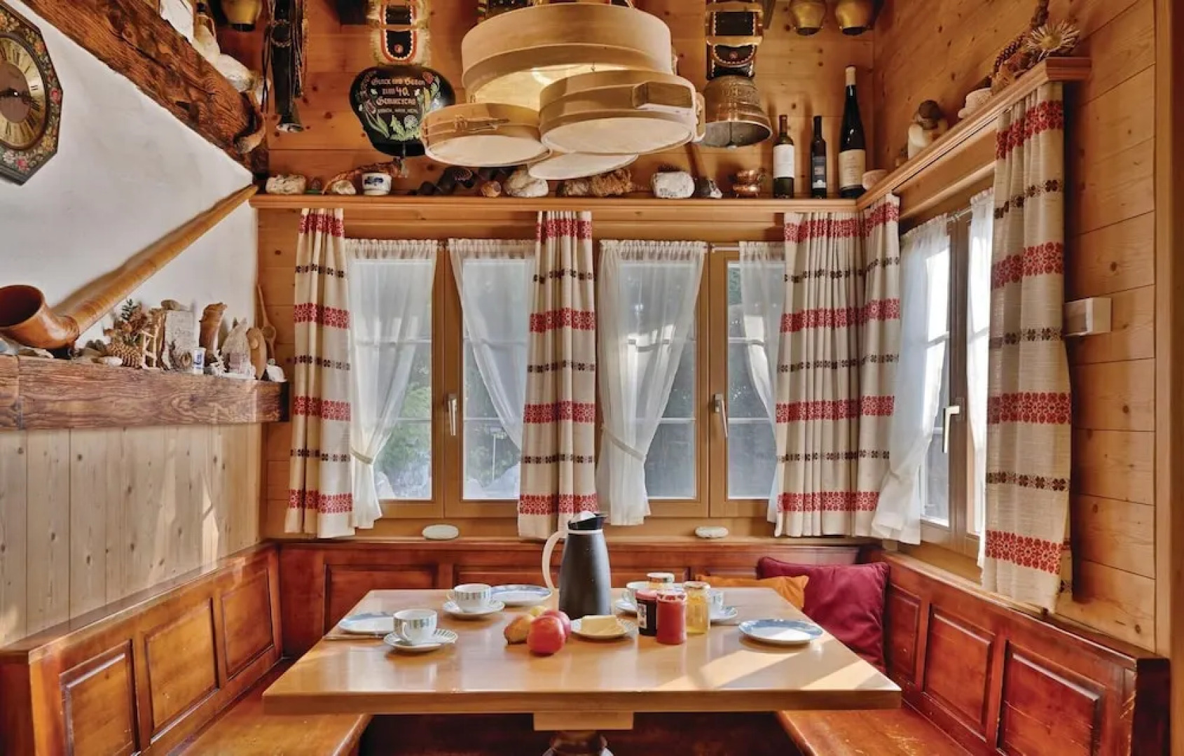 Stunning Home in Sarnen bei Luzern With 5 Bedrooms and Internet