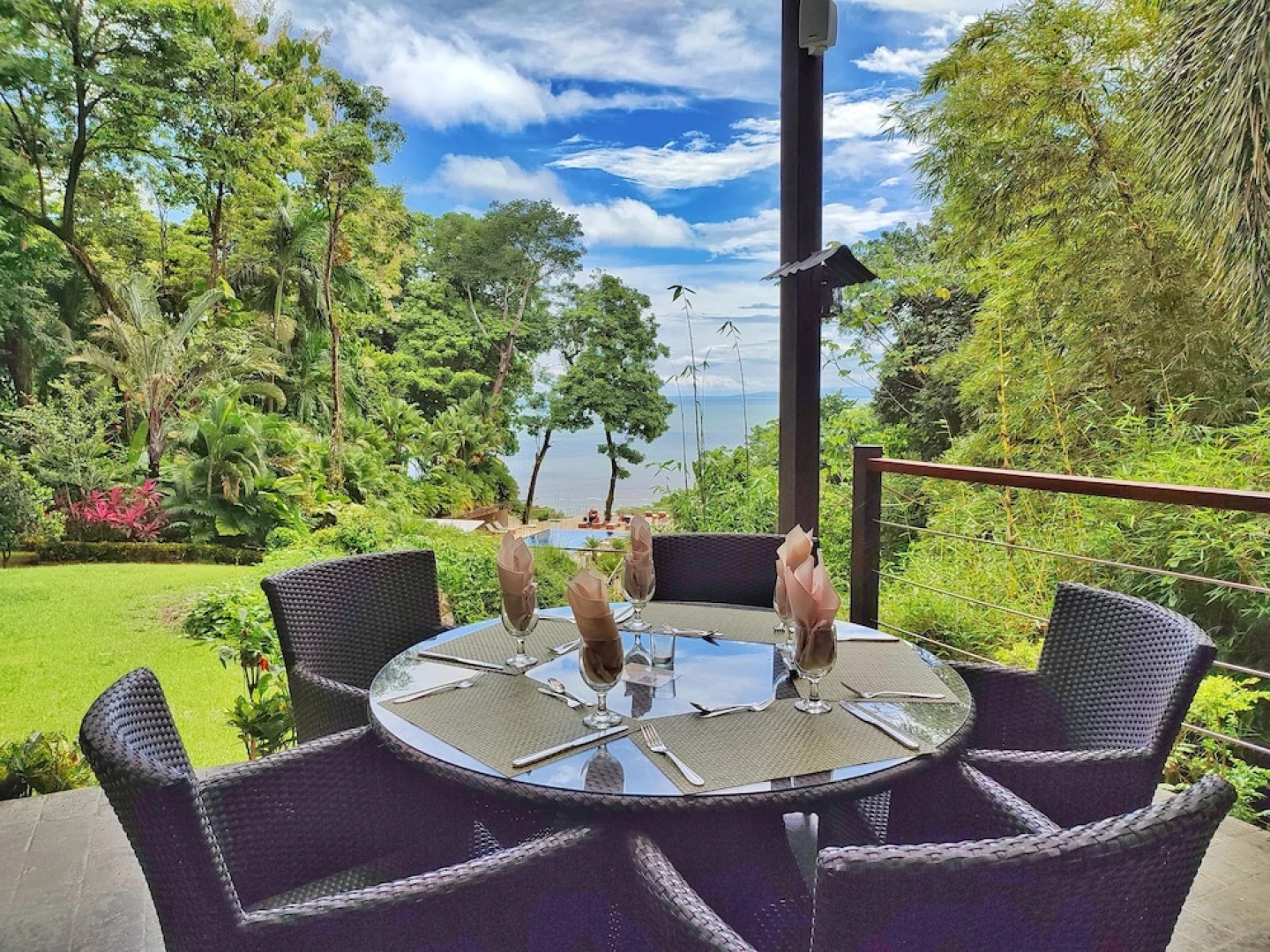 Los Altos Resort