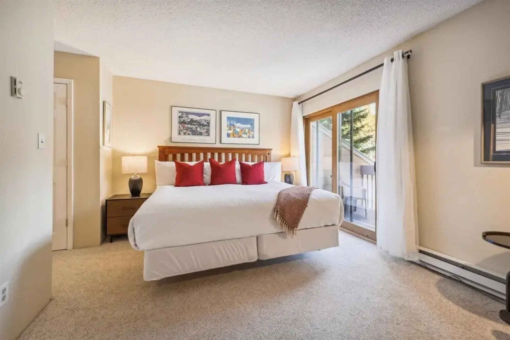 Winterpoint 20 2 Bedroom Townhouse by RedAwning