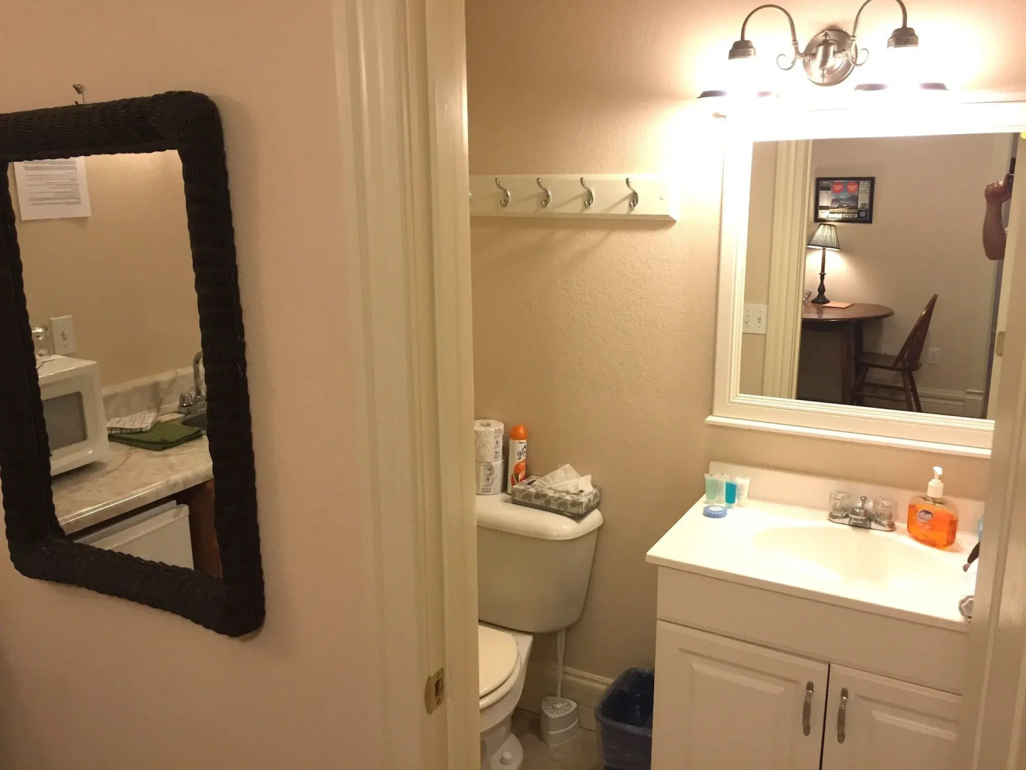 Hermann Crown Suites