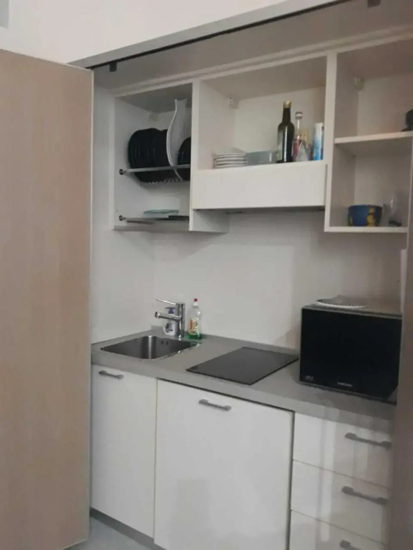 IM INTERNATIONAL 1 - Galleria Raggio 3/9