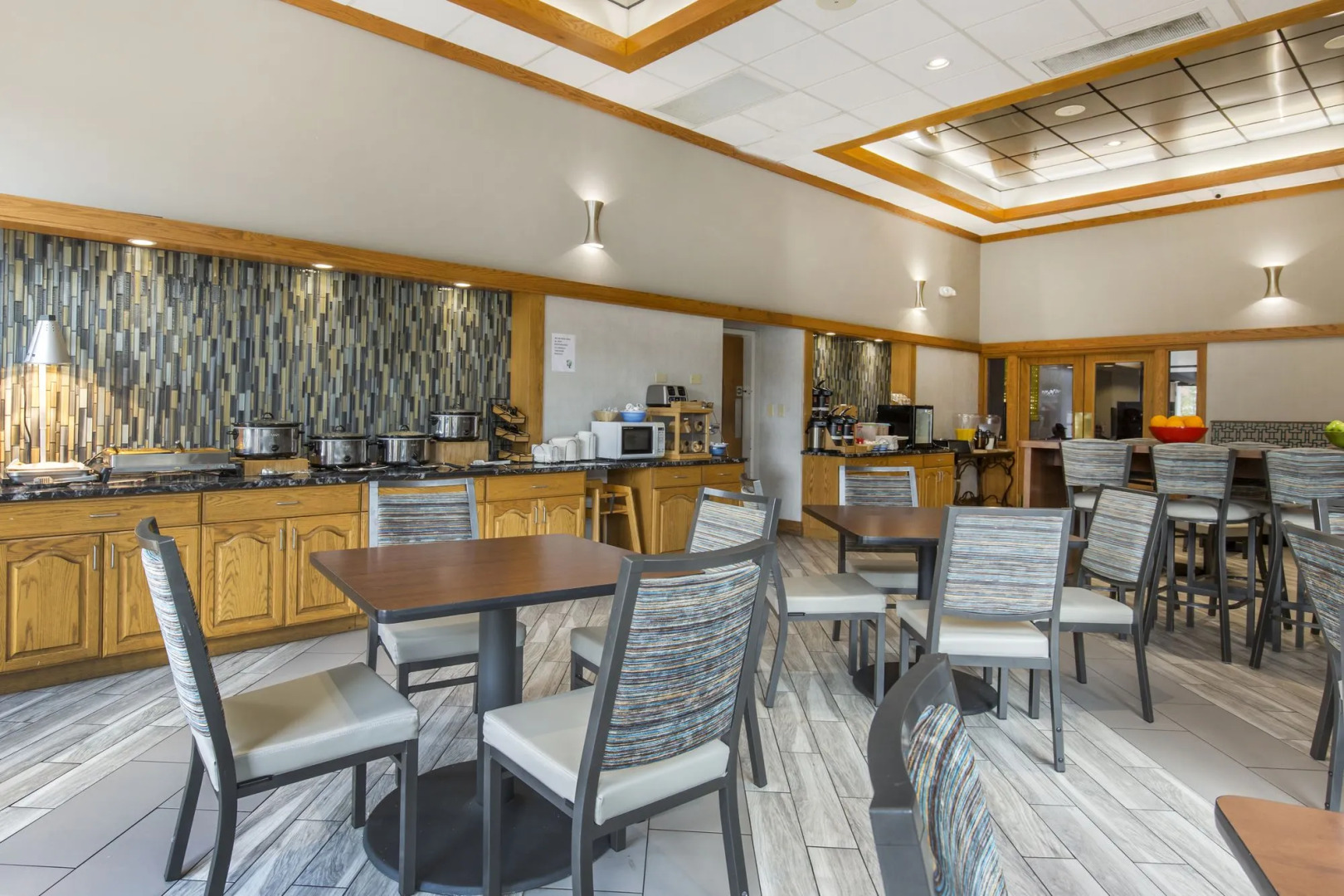 Greenstay Hotel & Suites