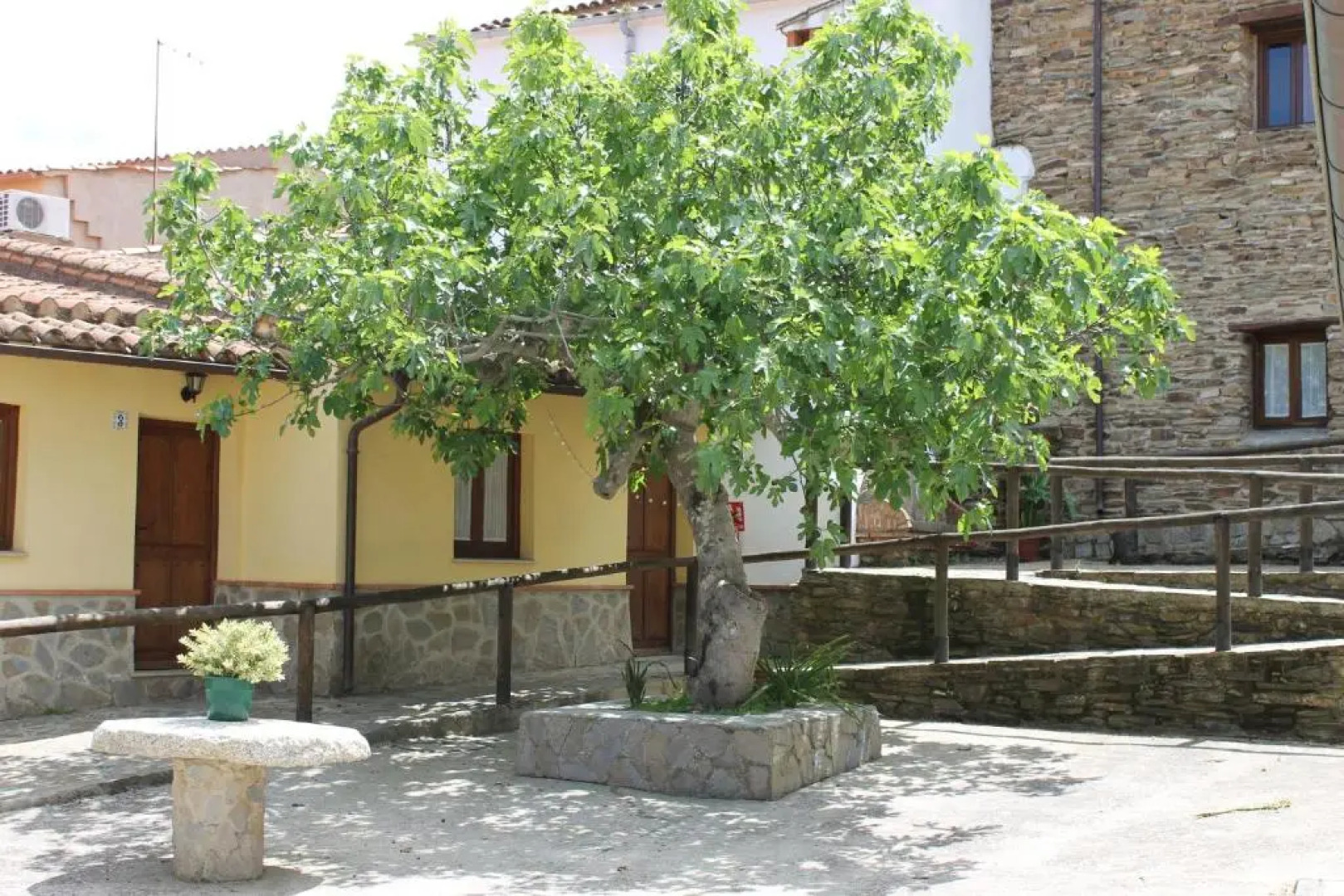 La Higuera Albergue Turístico Rural