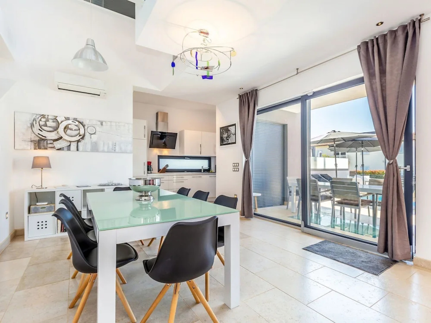 Wonderful Villa in Labinci - Kastelir With Swimming Pool