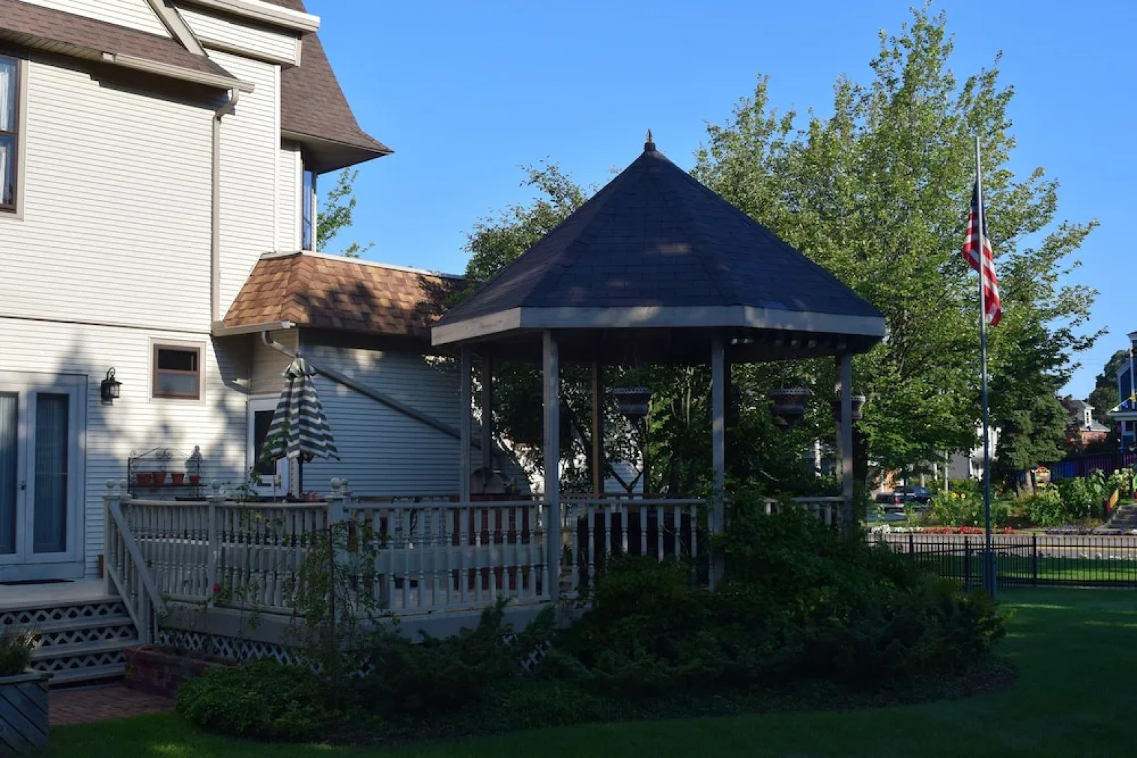 The Lamplighter Bed & Breakfast of Ludington