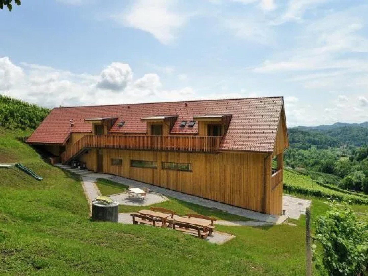 Wine & Tourisam Valdhuber Apartments