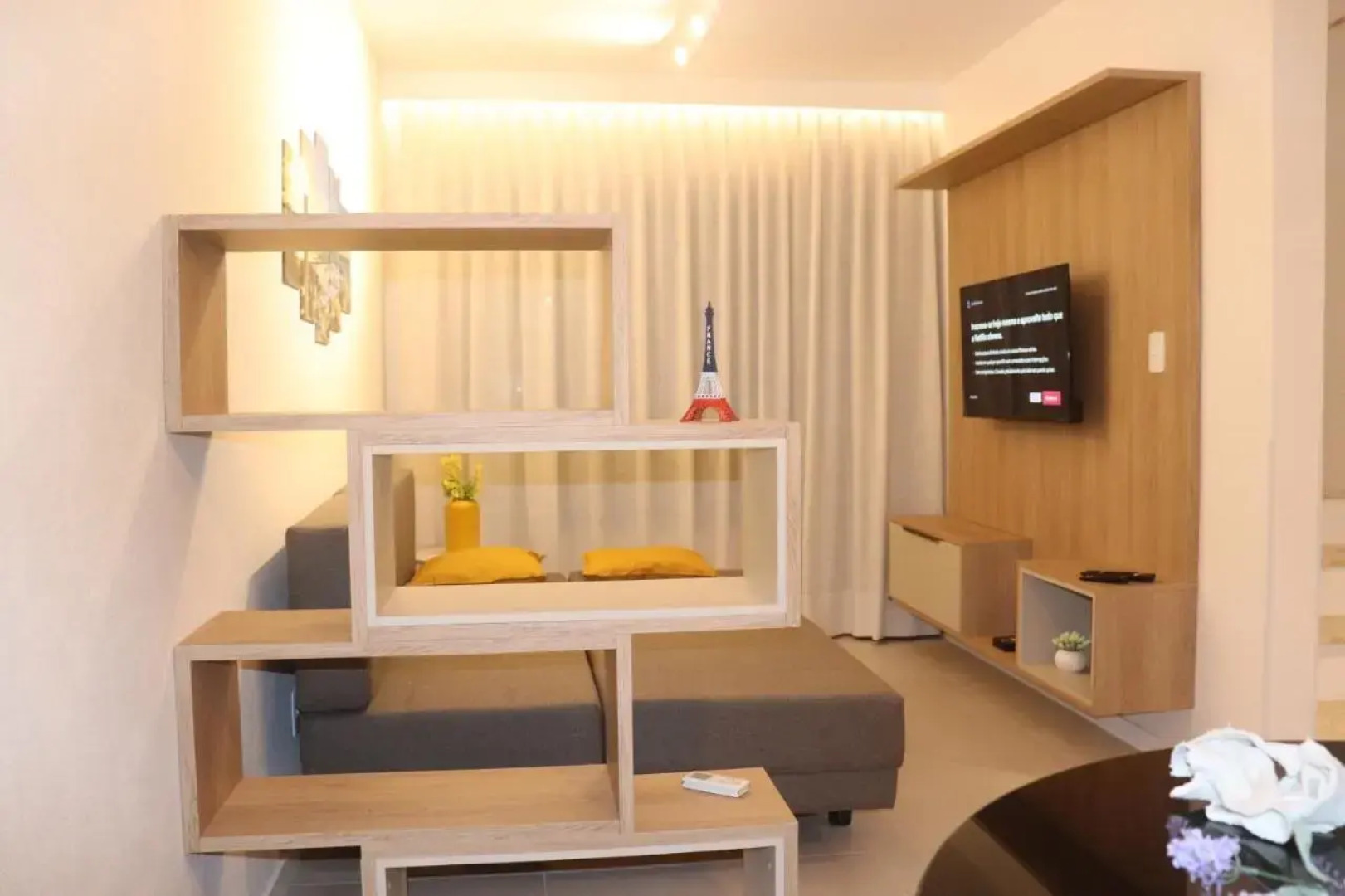 Triplex pé na areia com 3 suítes próximo Salvador