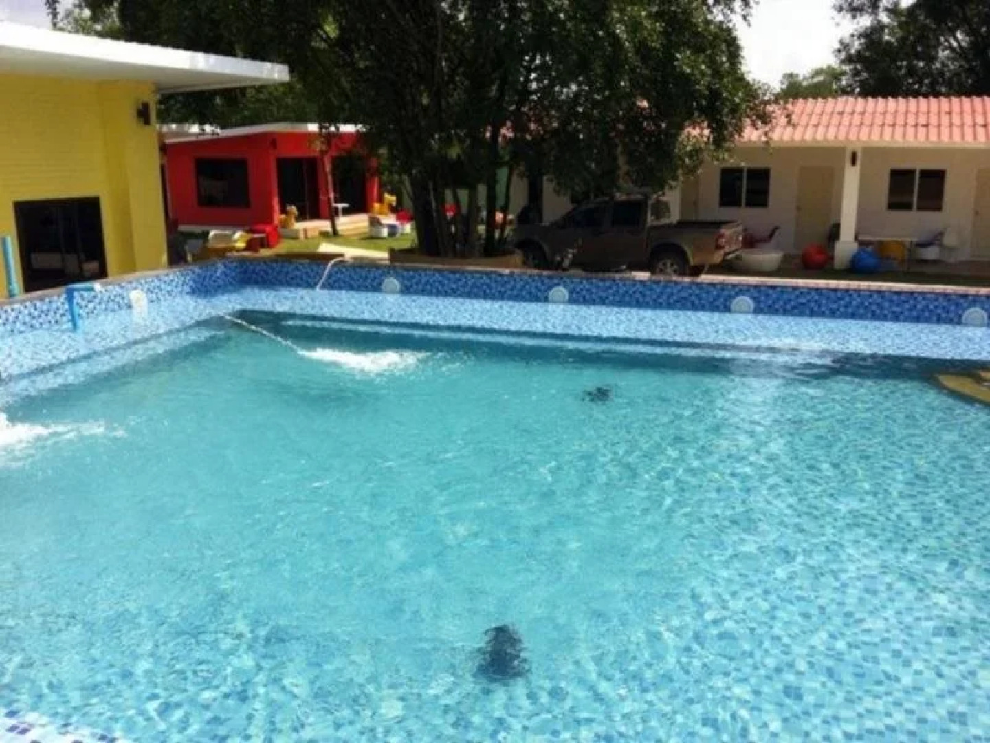 Home Design Resort by Pakin