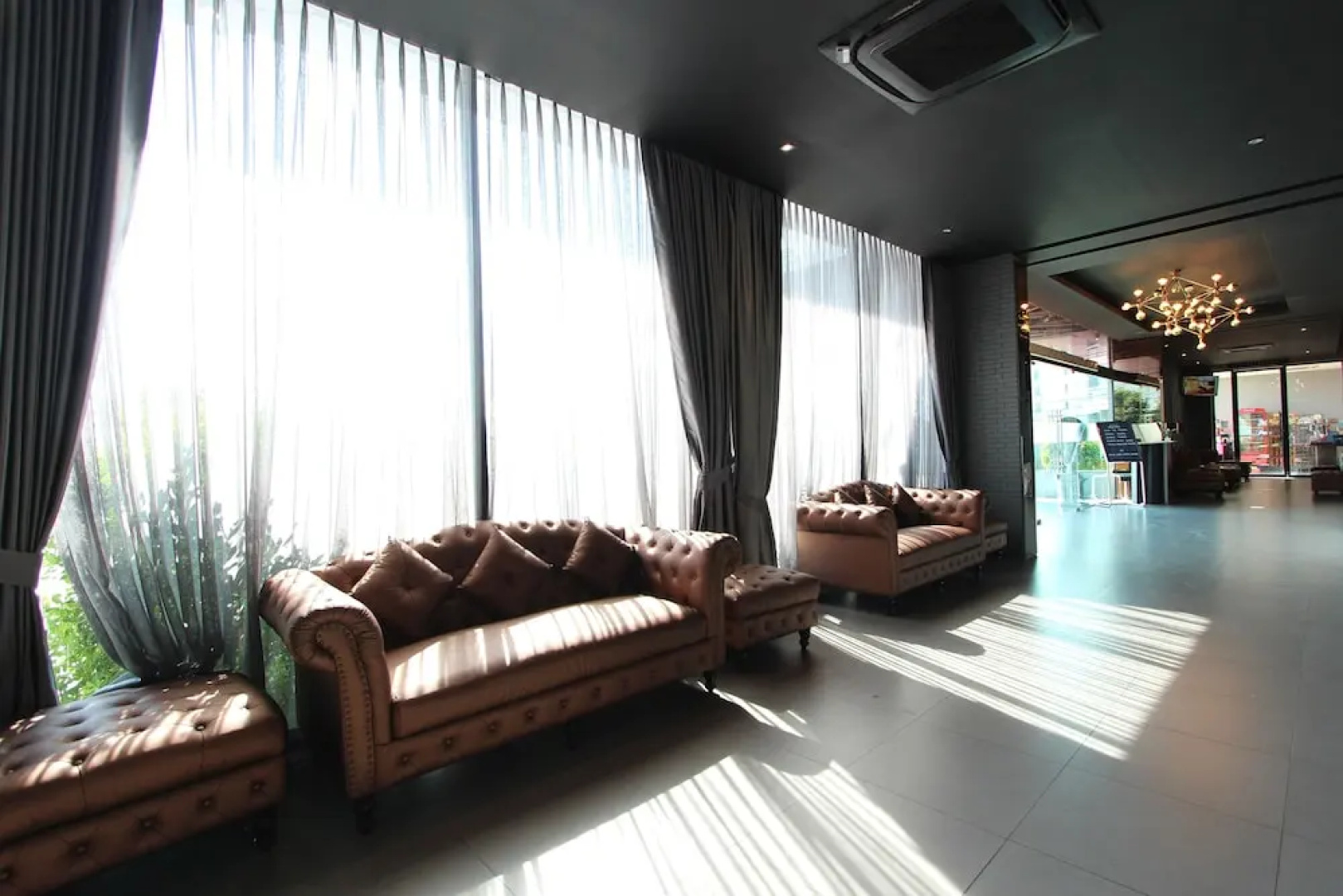 Royal King Suite