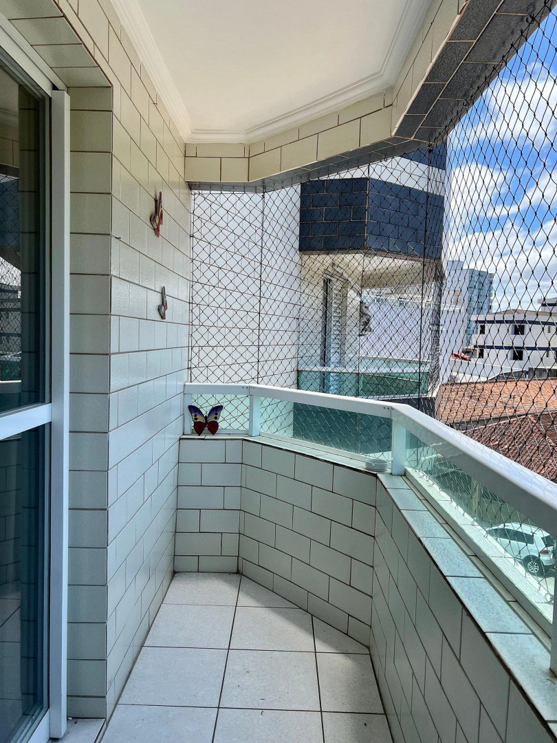 Apto Jóia 2 Dormitórios 200 Metros da Praia