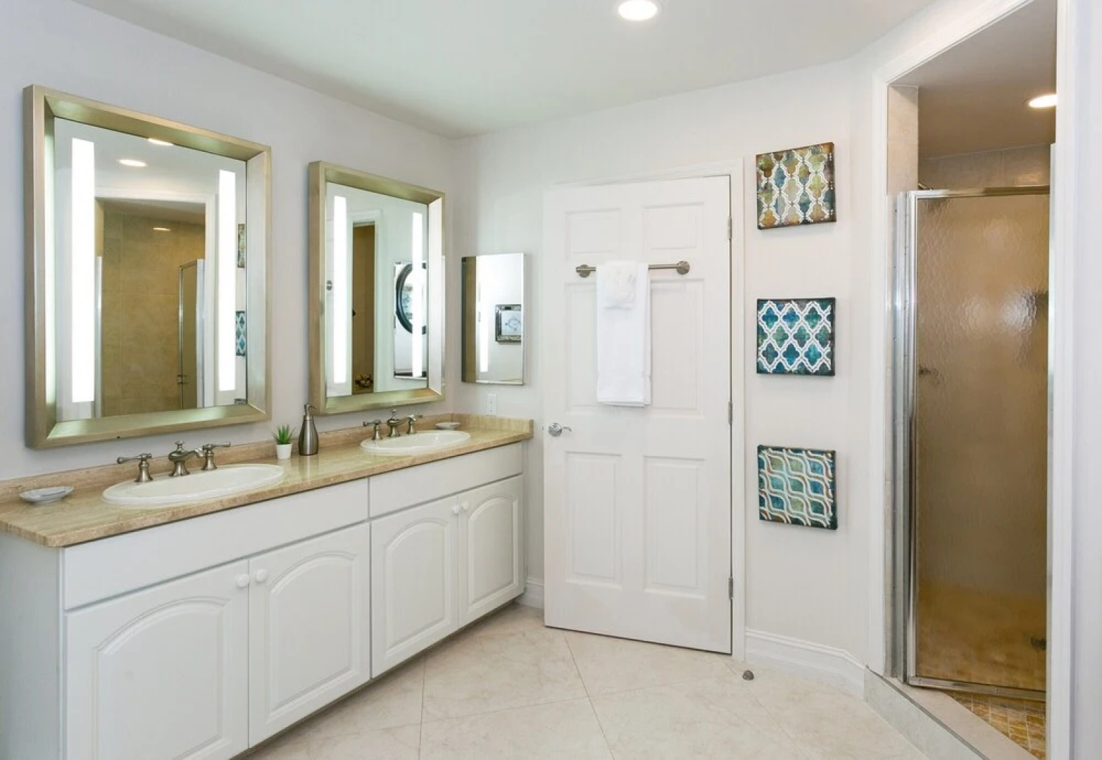Britannia Villas by Cayman Villas