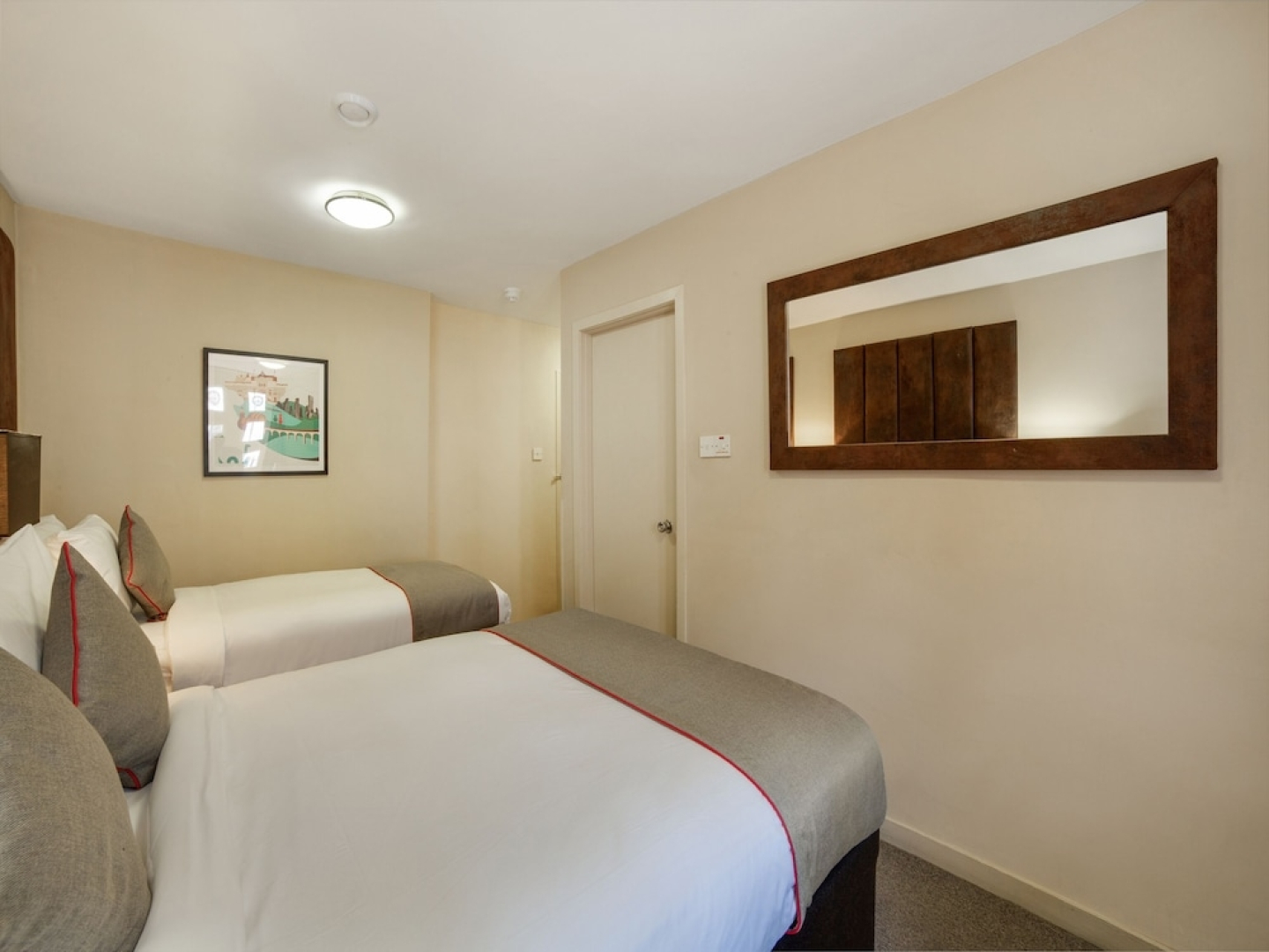 OYO Flagship Brentwood