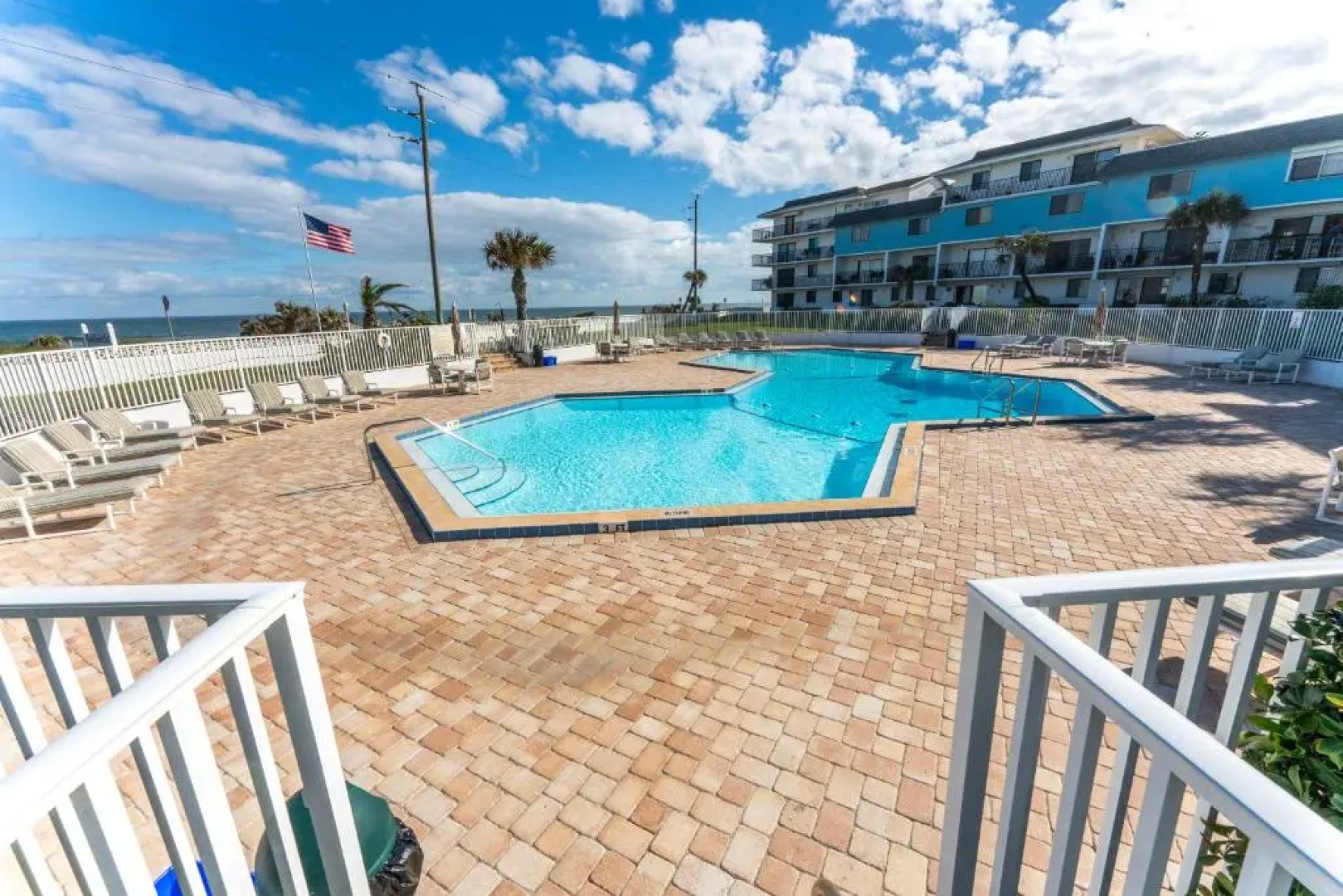 Lovely 2 Bedroom Beachfront Condo