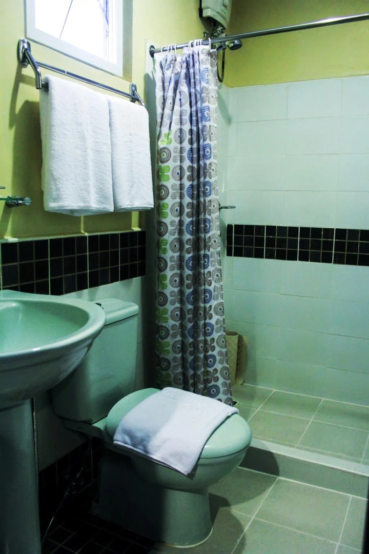 The Studio 18 Residences