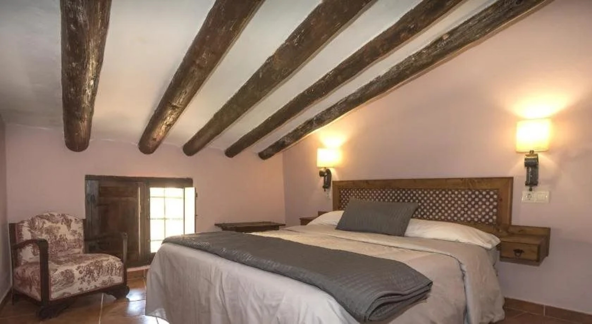 Alojamiento Rural Font del Roser