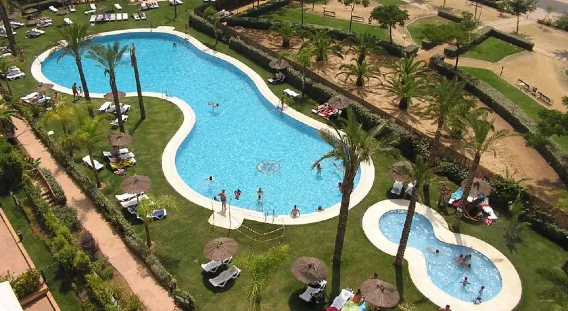 The Lifestyle Club SE S.L.