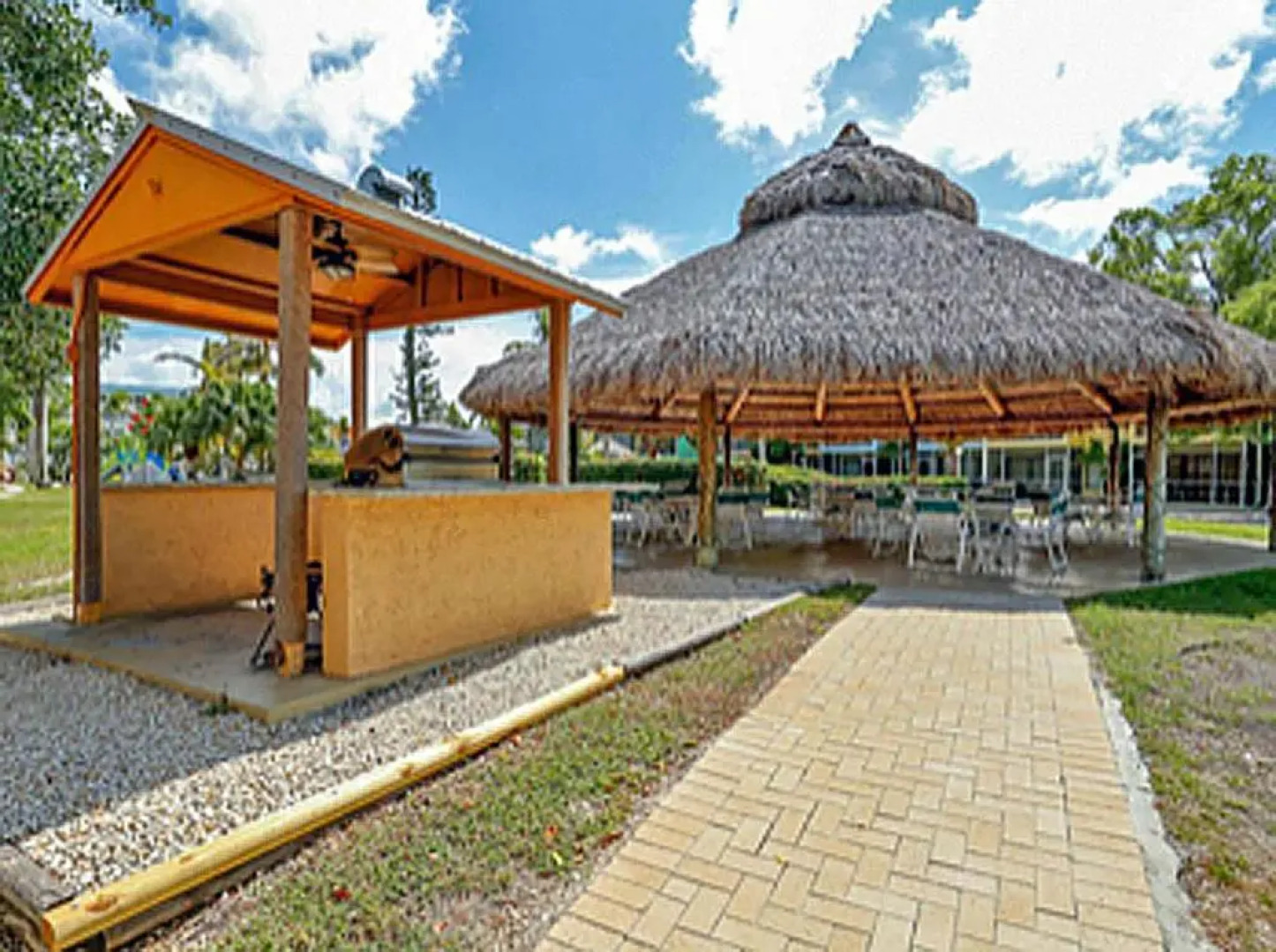 SEA MIST - Oceanfront-Lake-Kayak-Paddleboard-Bike