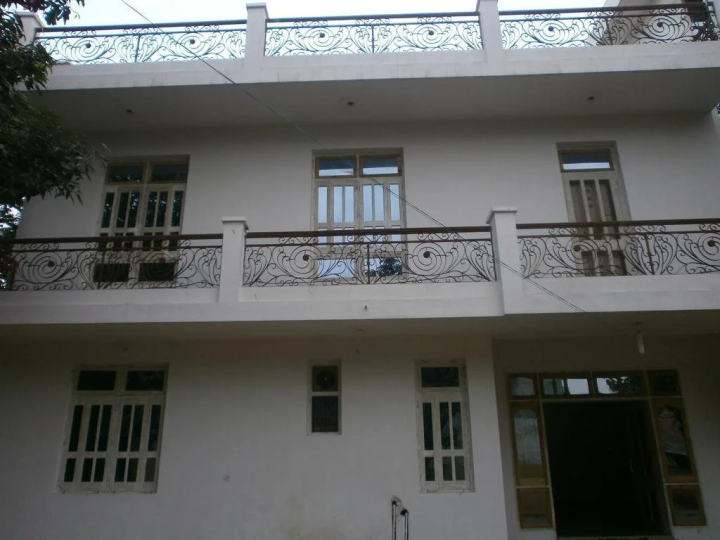 Samrat Palace Guest House