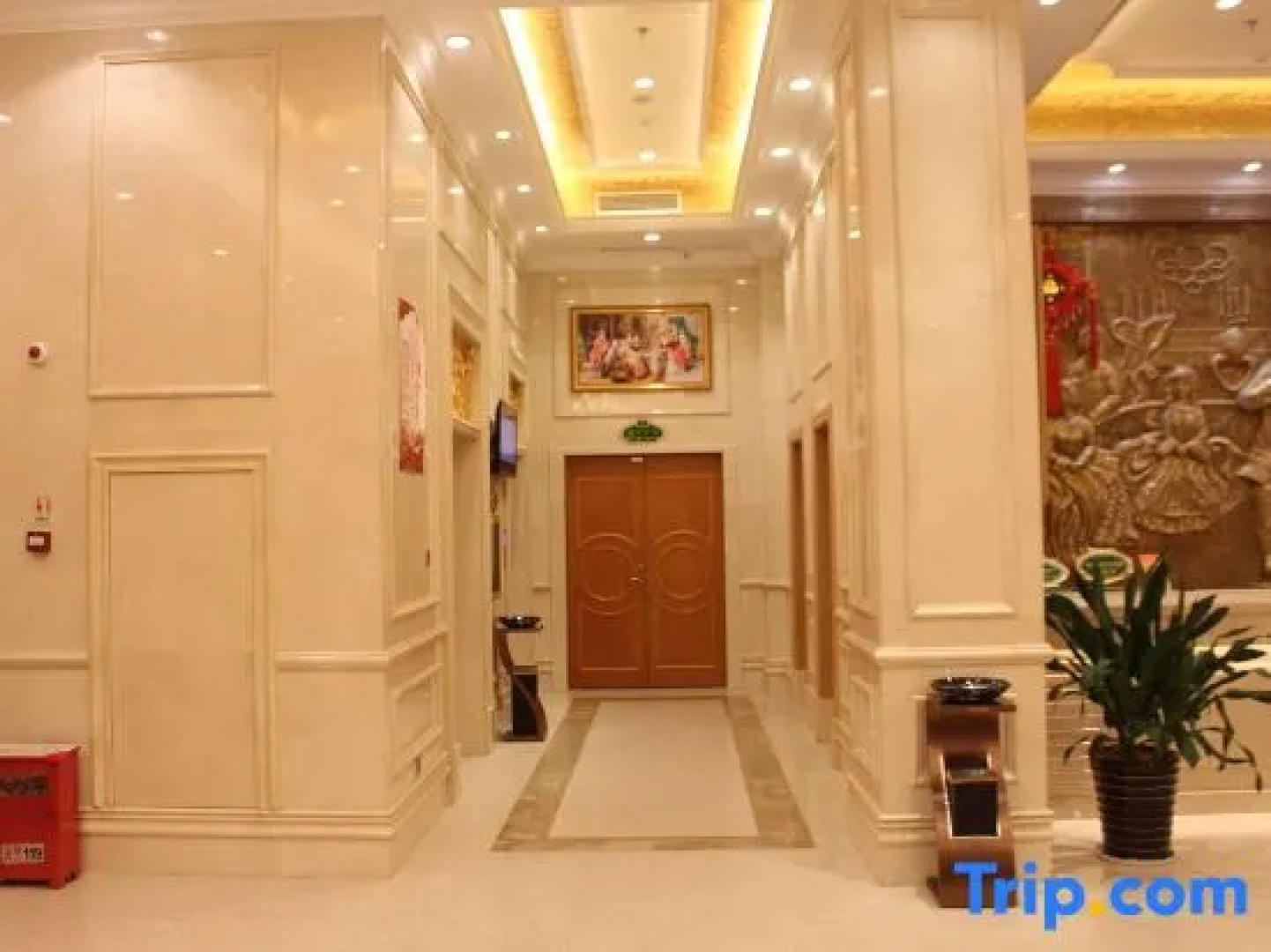 Vienna Hotel (Yudu Railway Station)