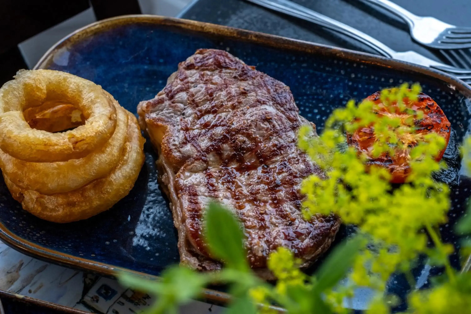 The Upper Largo Hotel & Restaurant