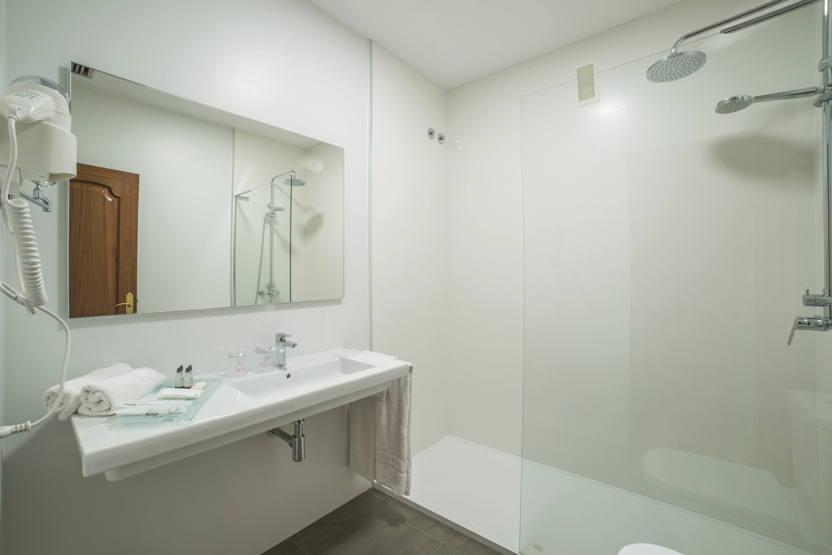 Hotel O Val Do Naseiro