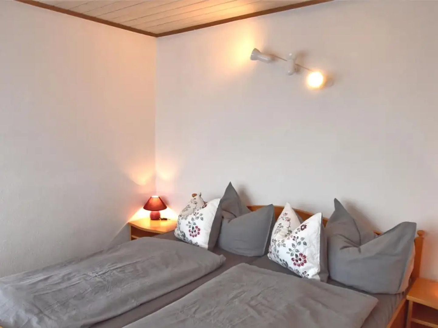 Charming Bungalow in Tabarz Thüringer Wald With Garden